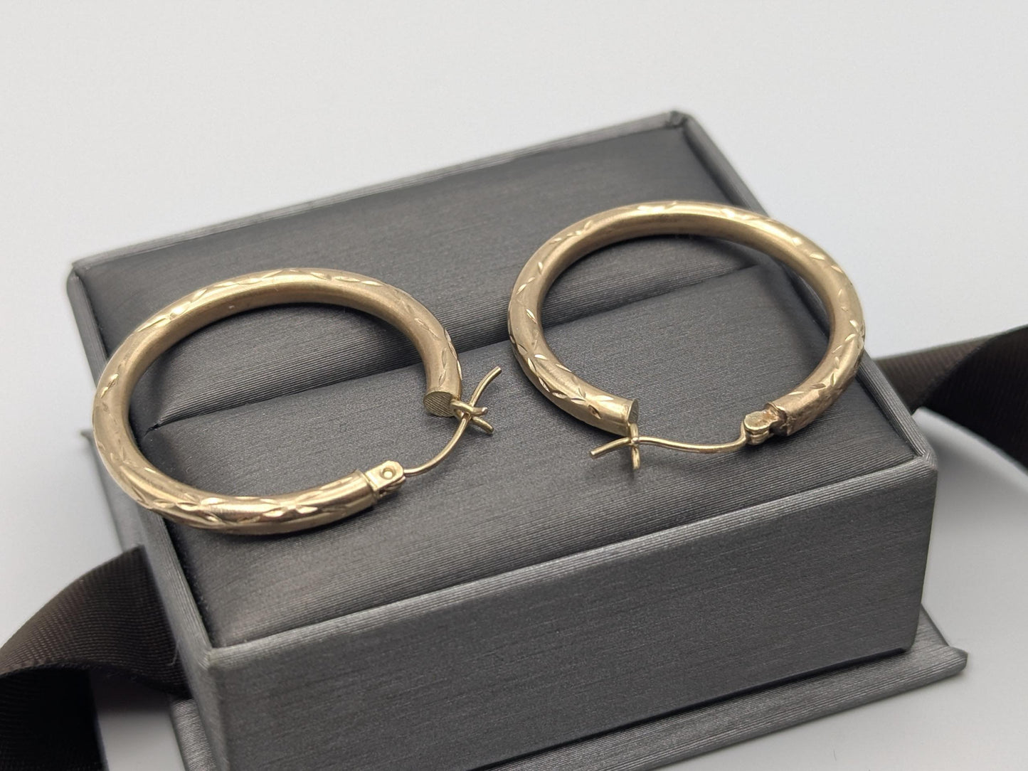 10k Large Vintage Gold Classic Etched Textured Hoop Earrings Gold Hoops Hinged