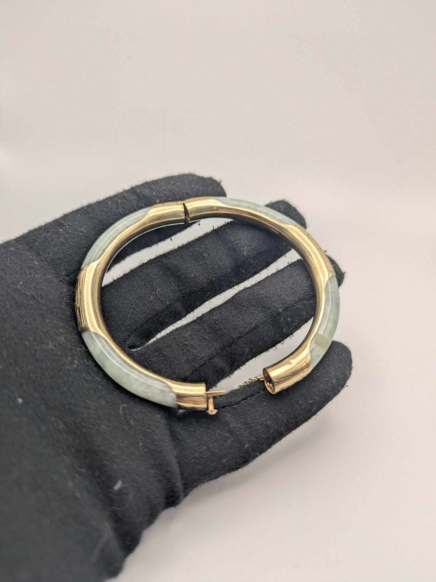 14K Gold Green Natural Jadeite Hinged Bangle Bracelet Jade Gold Bracelet