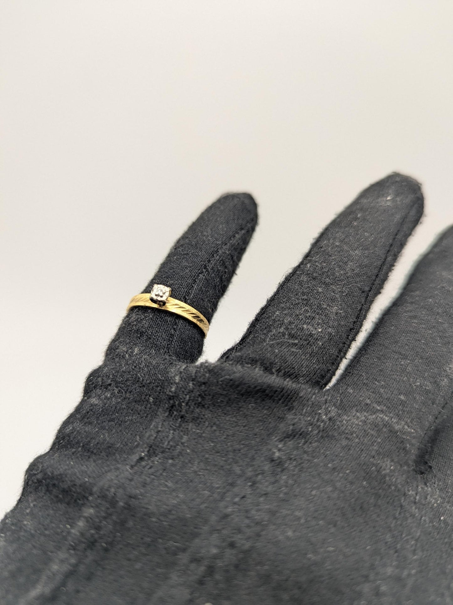 18k Vintage Two-Tone Gold Diamond Engagement Ring Promise Ring