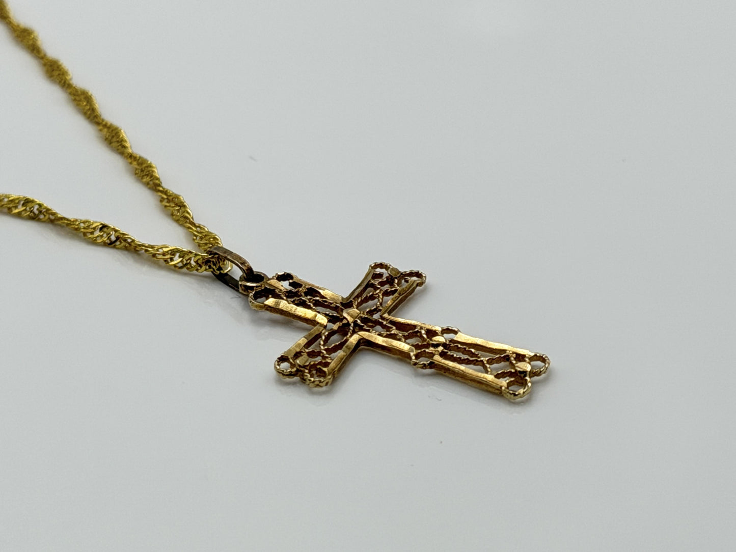 14k Filigree Christian Cross Crucifix Pendant Necklace w Compliment 18kGF Chain