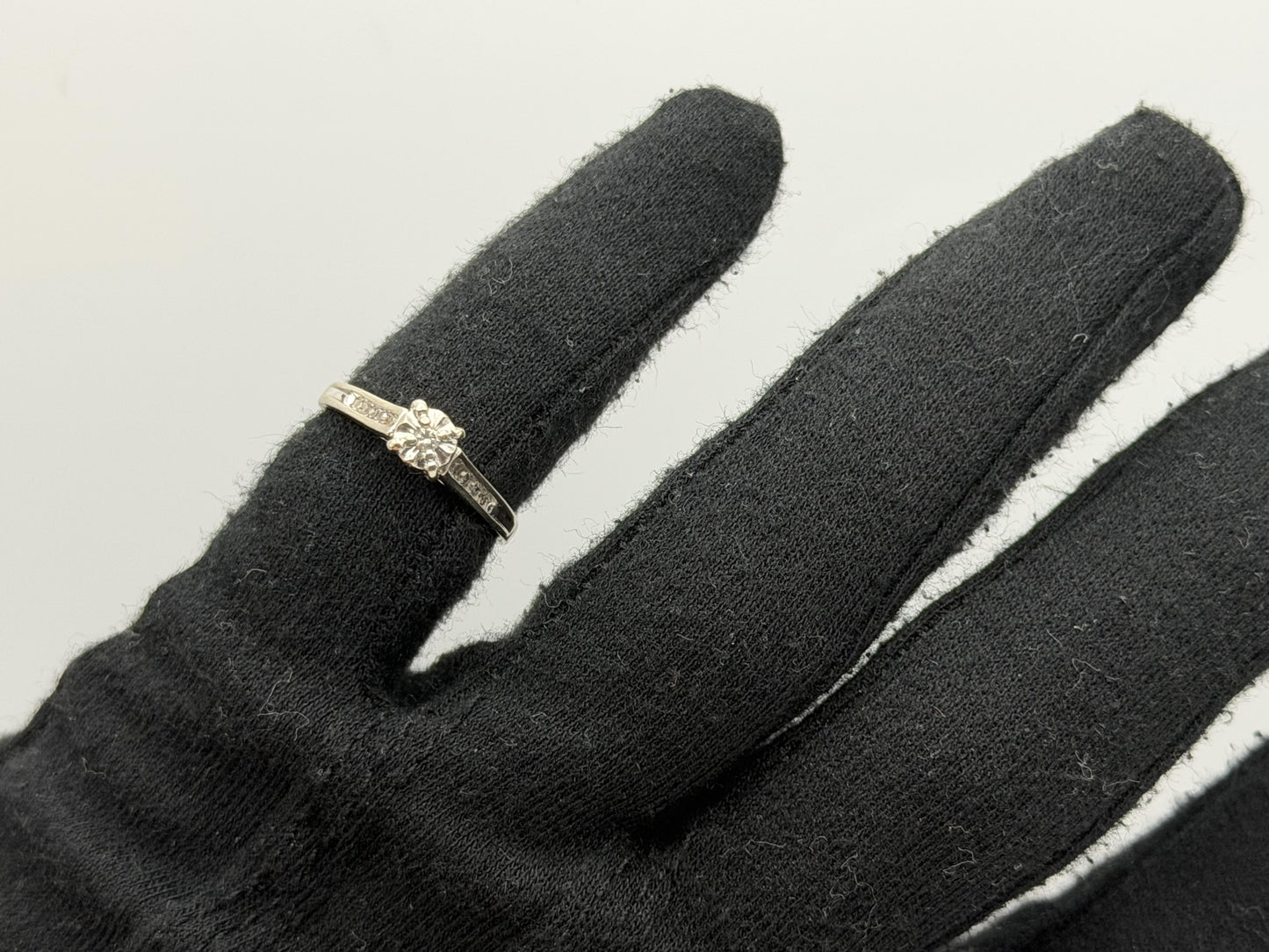 10k White Gold Diamond Cathedral Vintage Style Engagement Ring Wedding Band