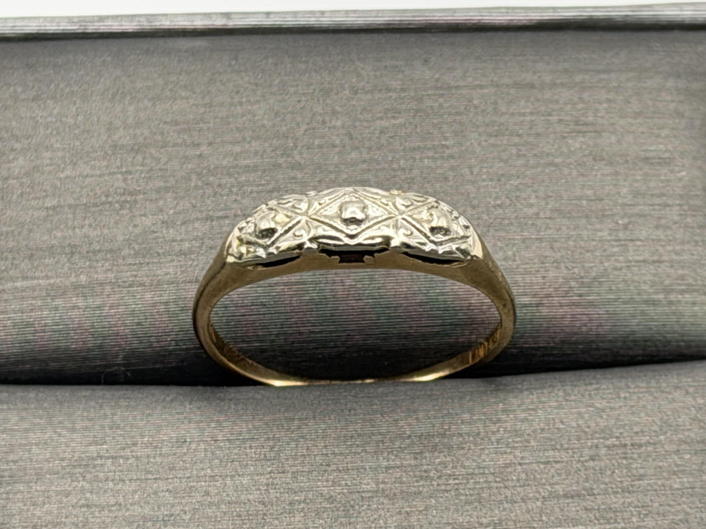 14k Two-Tone Vintage Wedding Ring. Art Deco Ring.