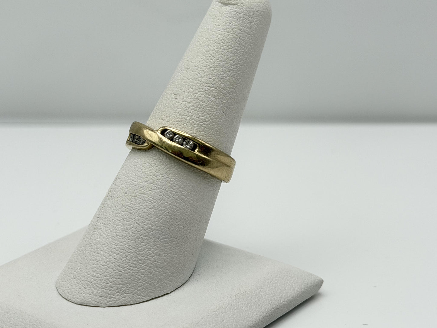 14k Yellow Gold Mens Diamond Ring. Wedding Ring. Anniversary Band Ring.