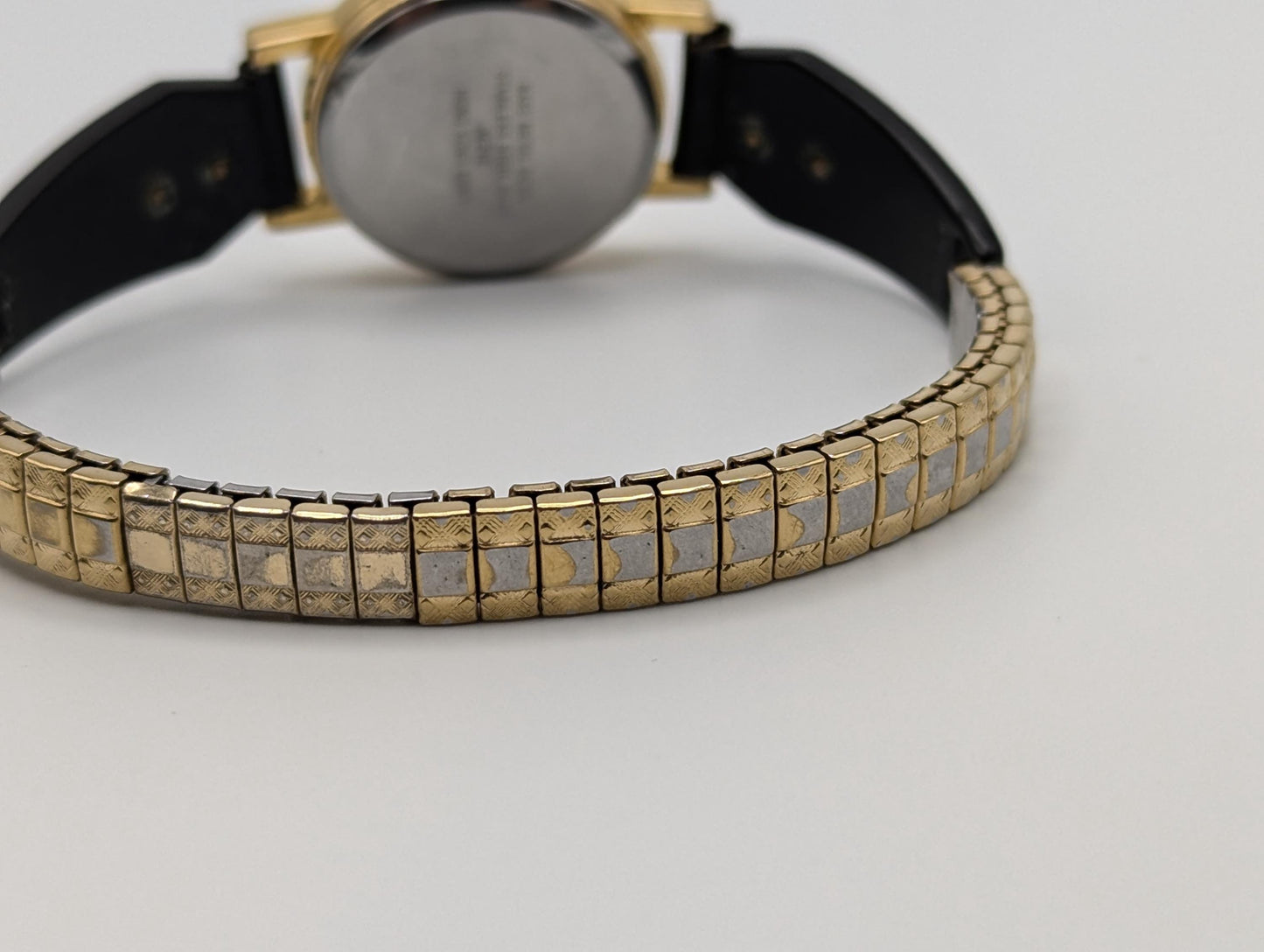 Vintage Landstrom Black Hills Gold Ladies Wristwatch 12k Gold Leaves