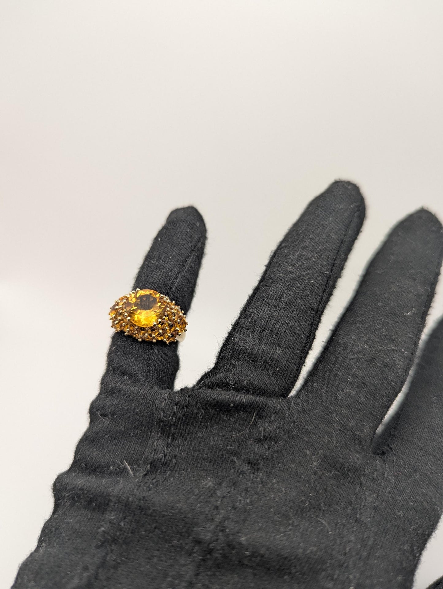 10k Yellow Gold Solitare Citrine Cluster Cocktail Ring. Statement Ring.