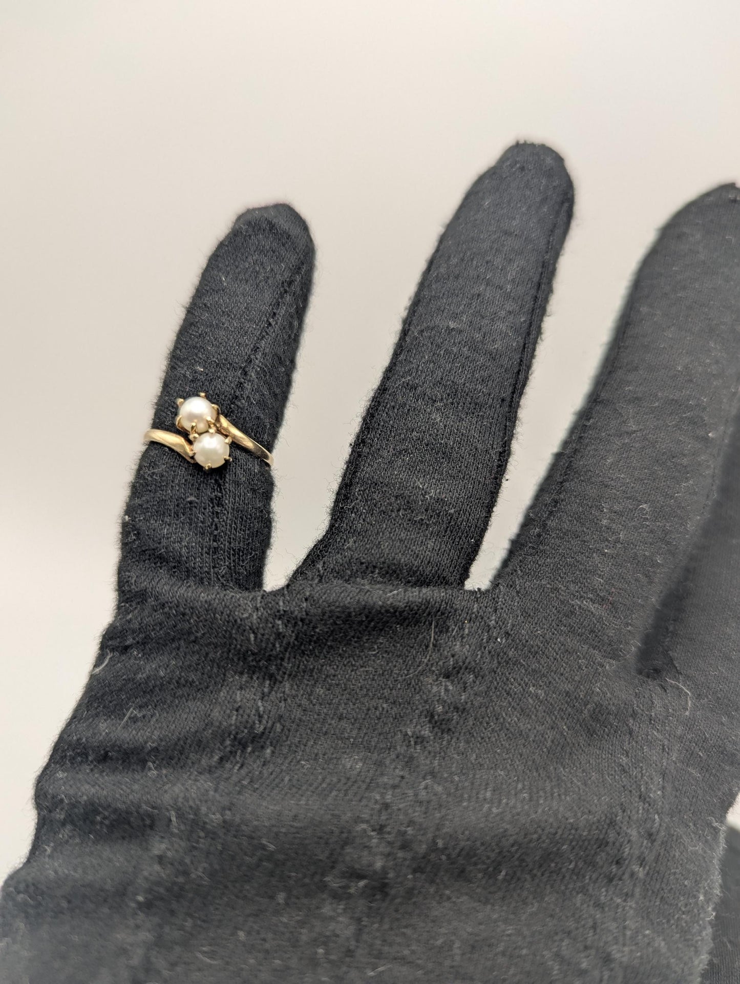 10k Yellow Gold Vintage Pearl Cluster Ring. Promise Double Pearl Ring.