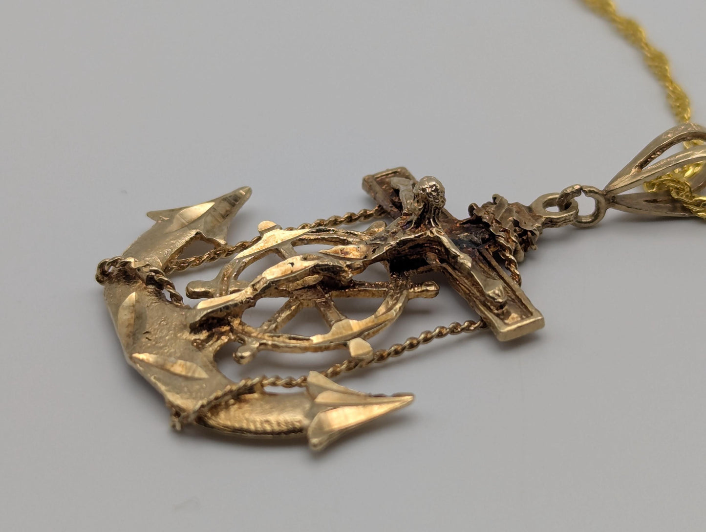 10k Heavy 5gr Jesus Christ Anchor Mariner Pendant + Complimentary 18k GF Necklace