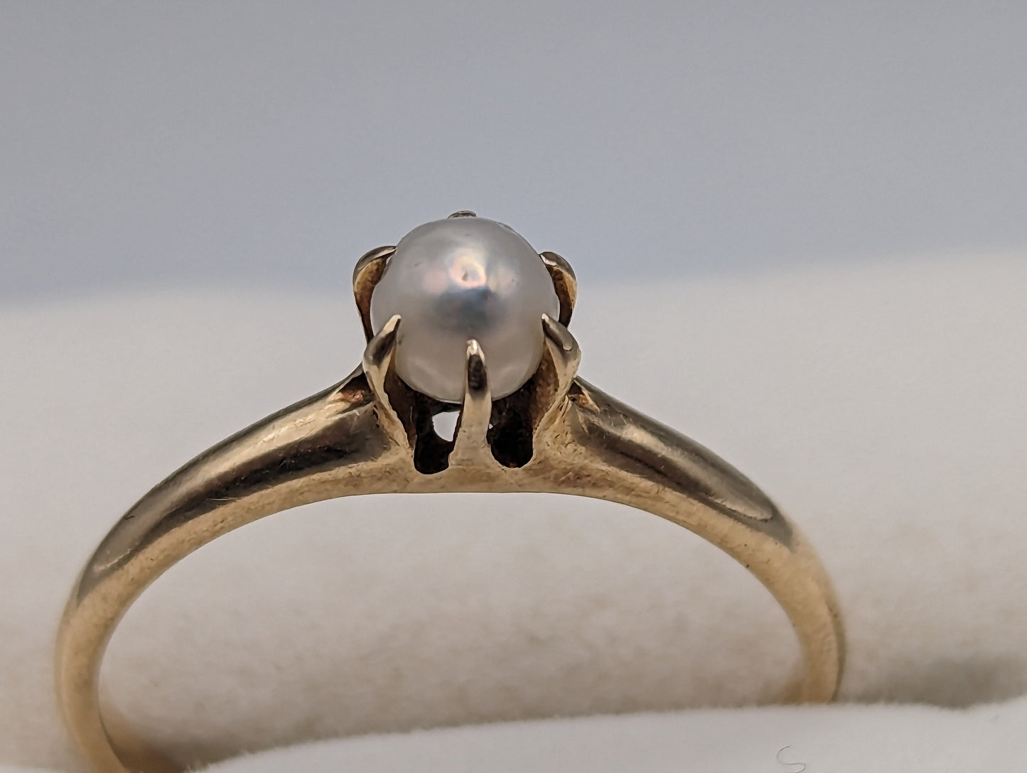 Yellow Gold 14k Vintage Pearl Ring. 14k Yellow Gold Vintage Womens Pearl Ring. 10K Solitaire Pearl Ring. Engagement Pearl Ring.