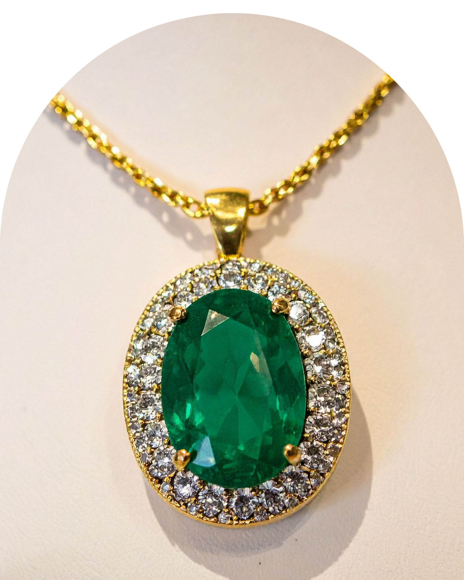 Pendants / Brooches