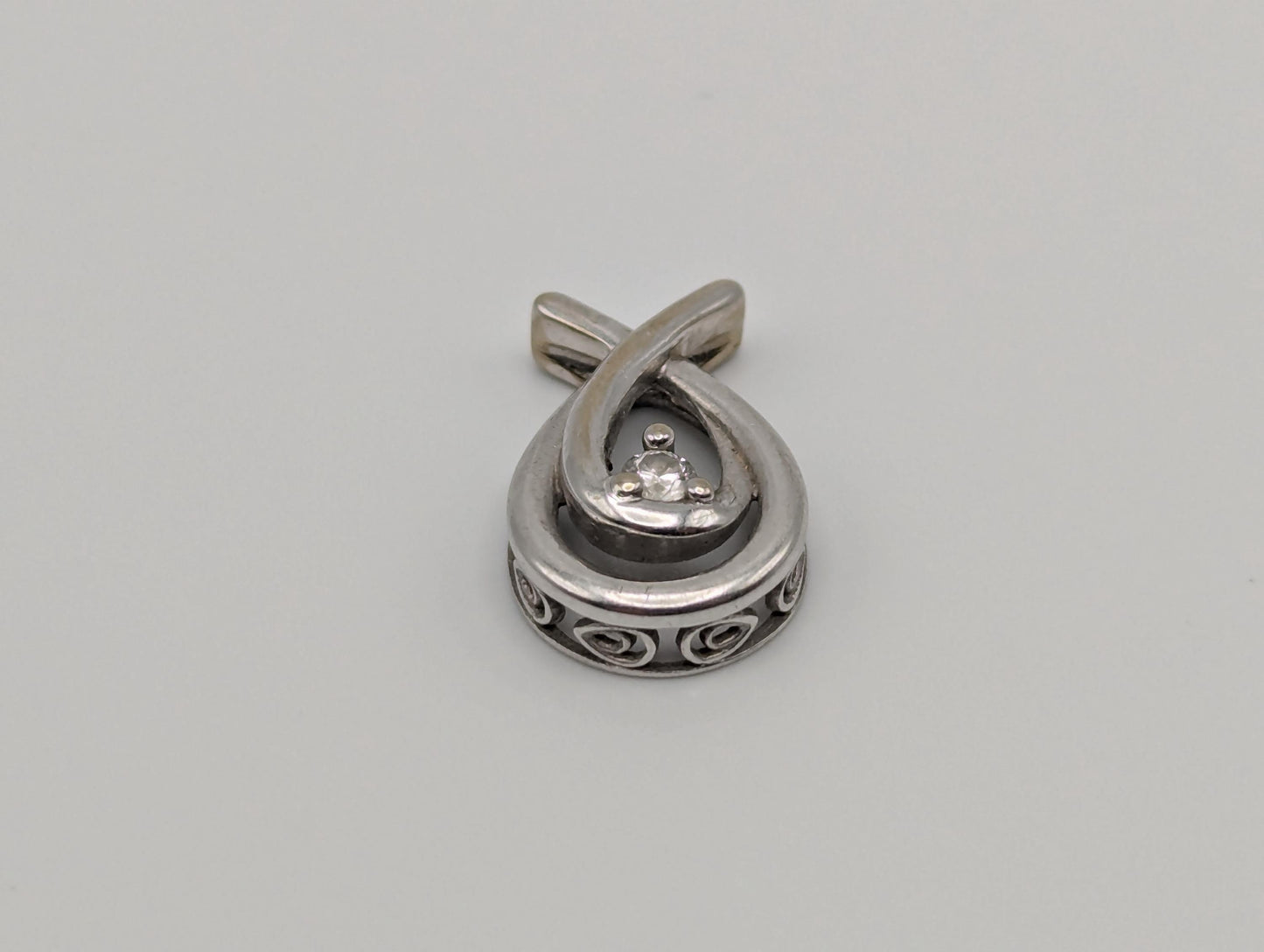 10K White Gold Diamond Tear Drop Pendant Diamond Pendant