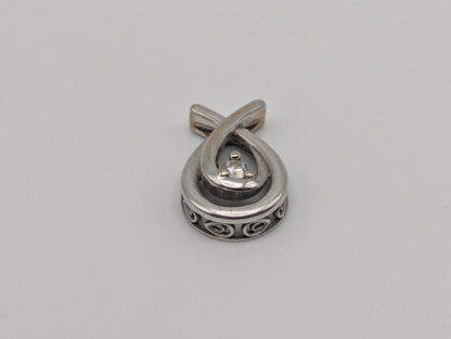 10K White Gold Diamond Tear Drop Pendant Diamond Pendant