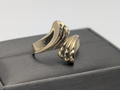 10K Yellow Gold Wave Etched Ring Promise Love Cocktail Ring Fancy Infinity Band