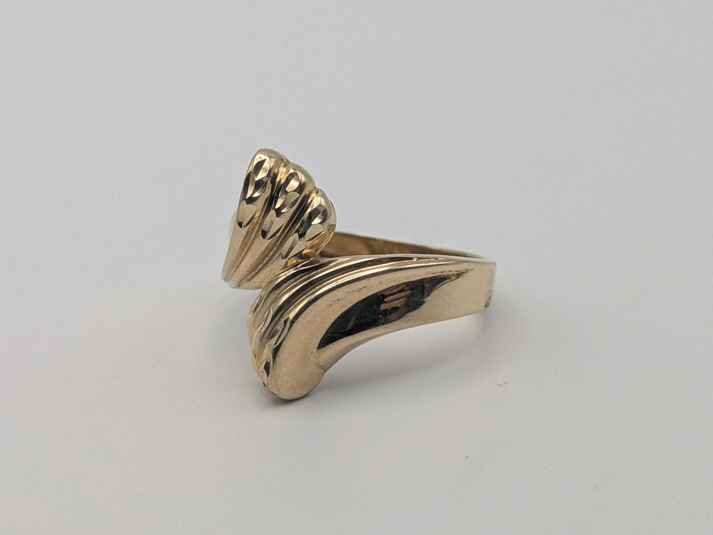 10K Yellow Gold Wave Etched Ring Promise Love Cocktail Ring Fancy Infinity Band