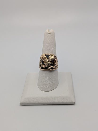 10k 12k Black Hills Gold Heavy 6.7 gr Agate Stone And  Gold Flying Eagle Ring