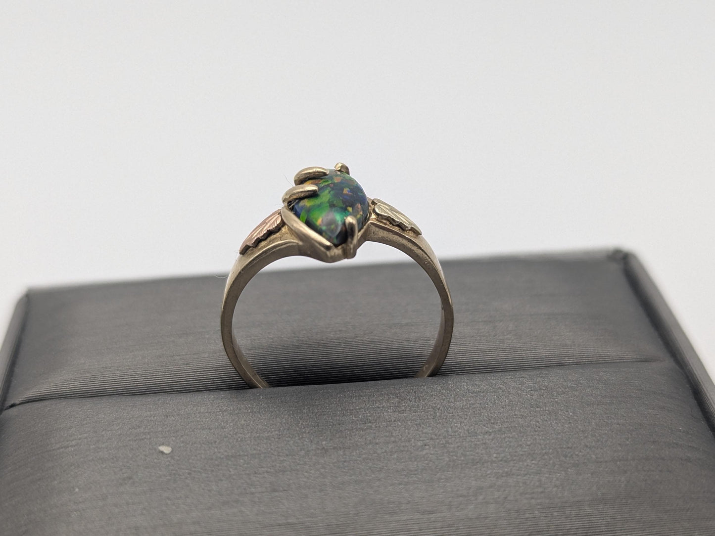 10k Black Hills Gold Fire Opal Vine Ring. Women's Black Hills Trio Gold Opal