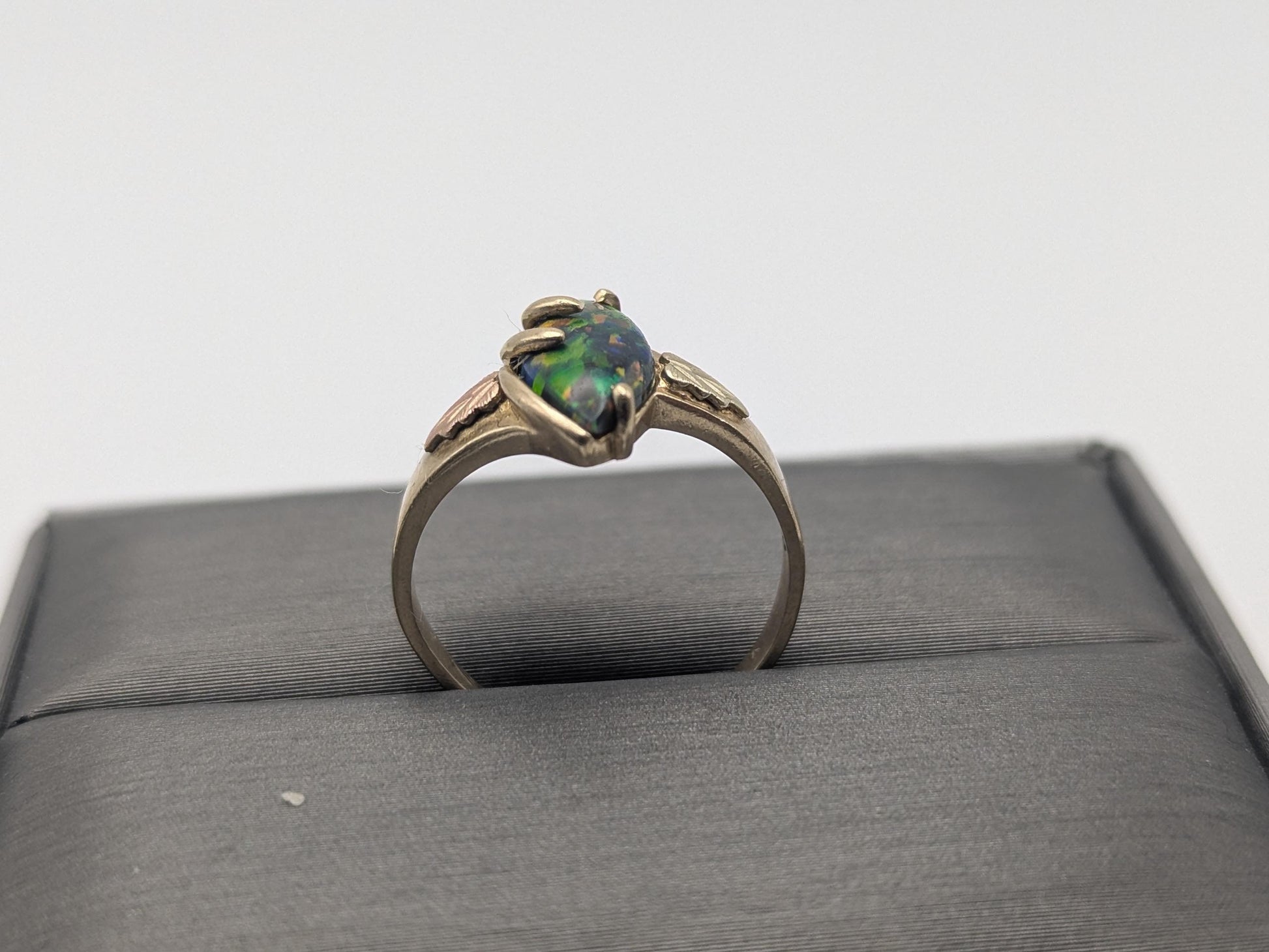 10k Black Hills Gold Fire Opal Vine Ring. Women's Black Hills Trio Gold Opal