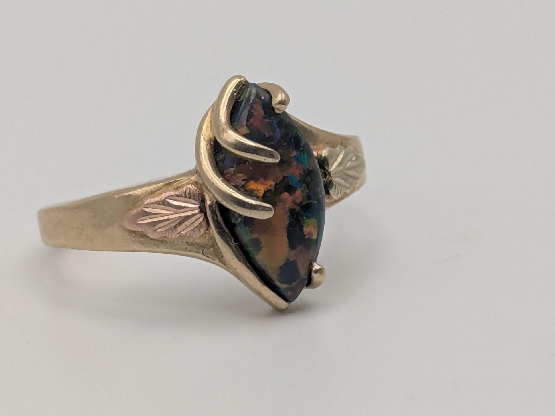 10k Black Hills Gold Fire Opal Vine Ring. Women's Black Hills Trio Gold Opal