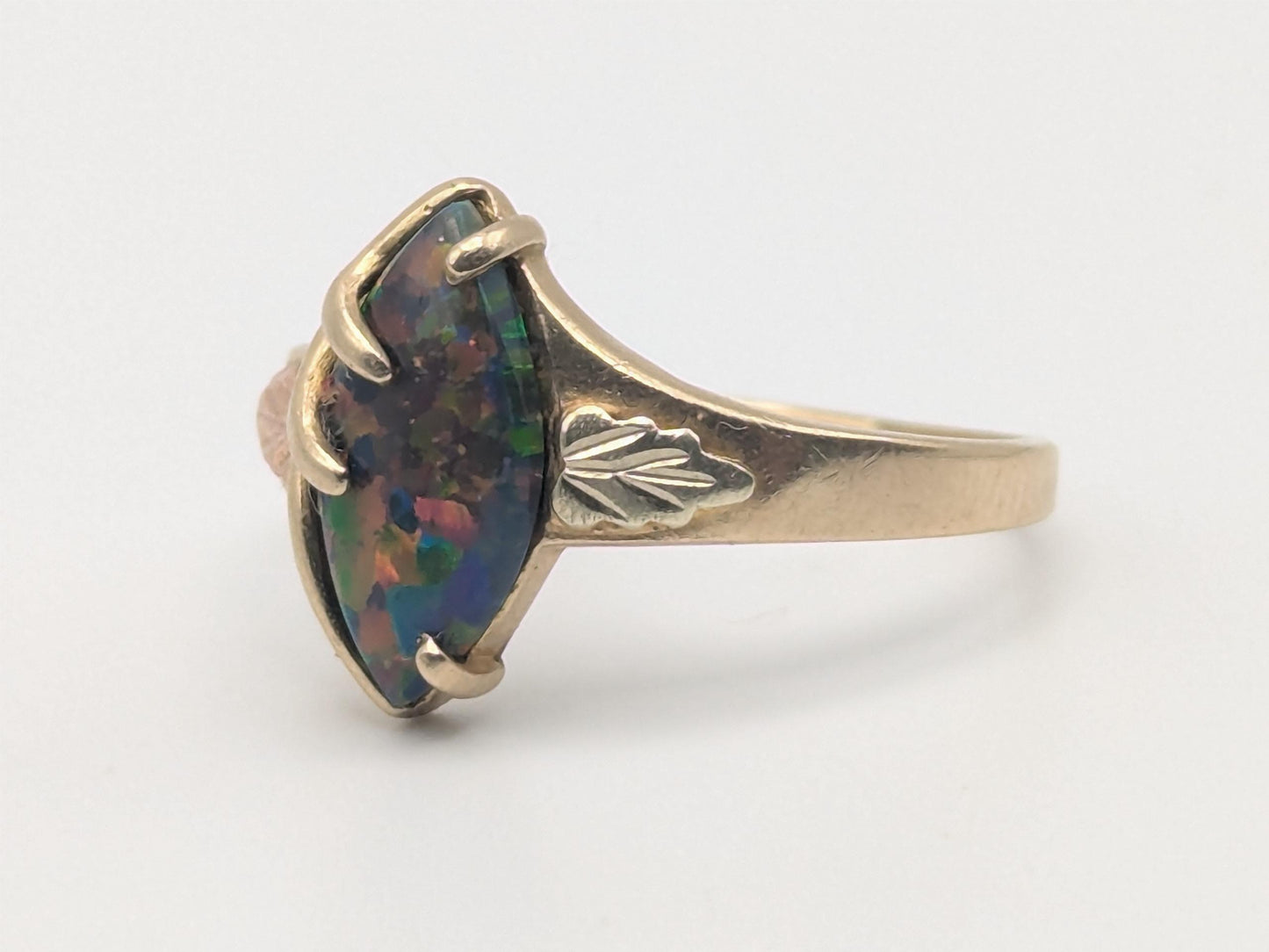 10k Black Hills Gold Fire Opal Vine Ring. Women's Black Hills Trio Gold Opal