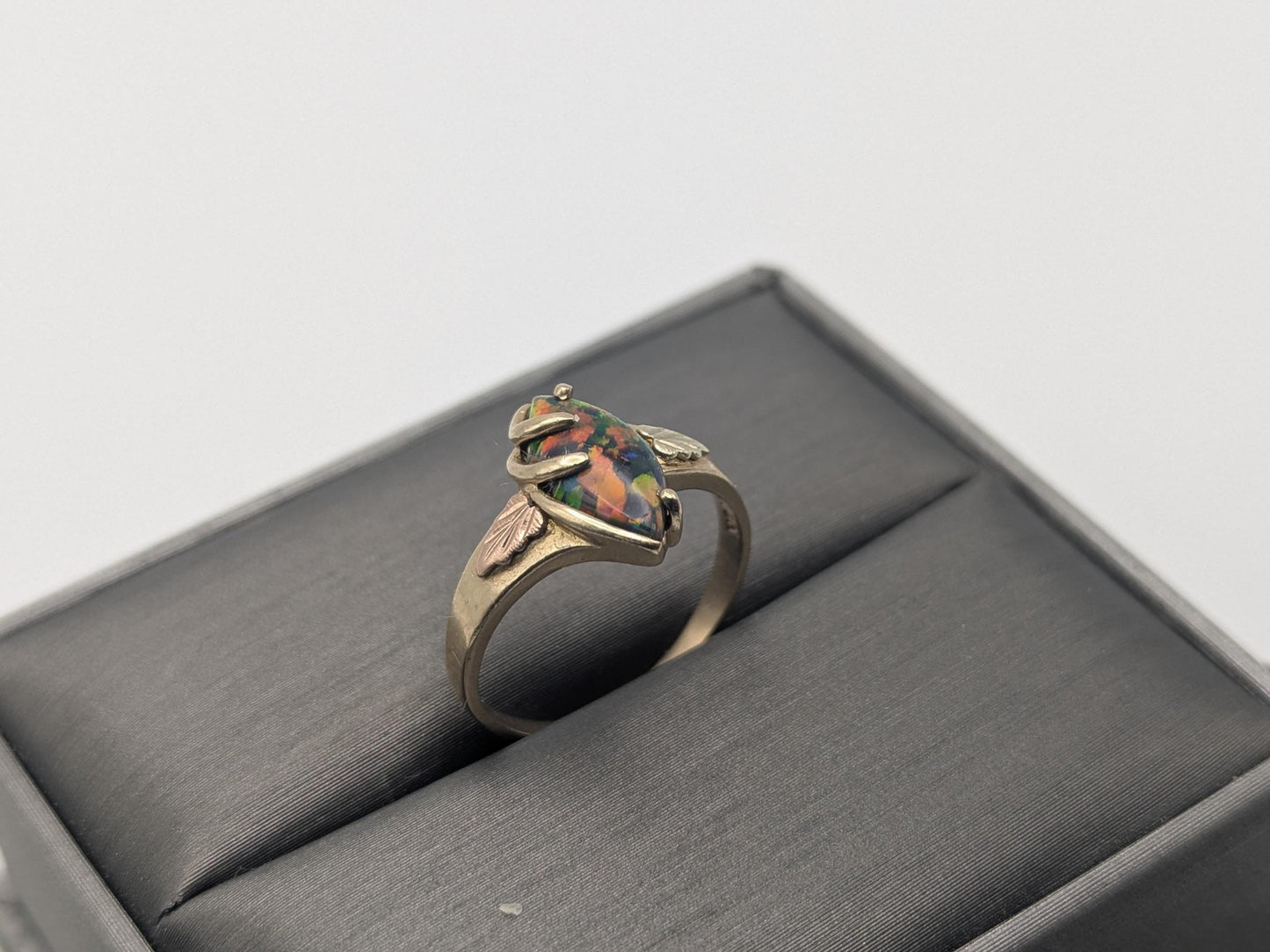 10k Black Hills Gold Fire Opal Vine Ring. Women's Black Hills Trio Gold Opal