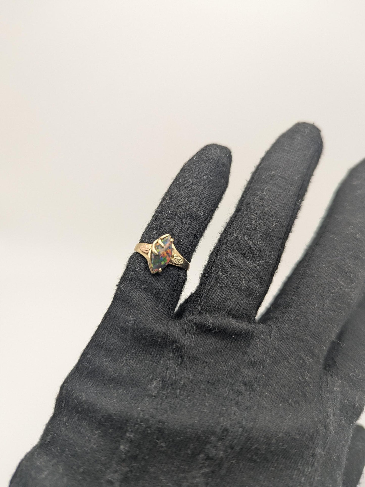 10k Black Hills Gold Fire Opal Vine Ring. Women's Black Hills Trio Gold Opal