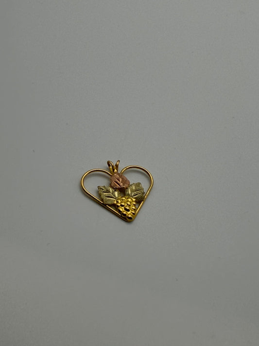 10k Black Hills Gold Heart Pendant