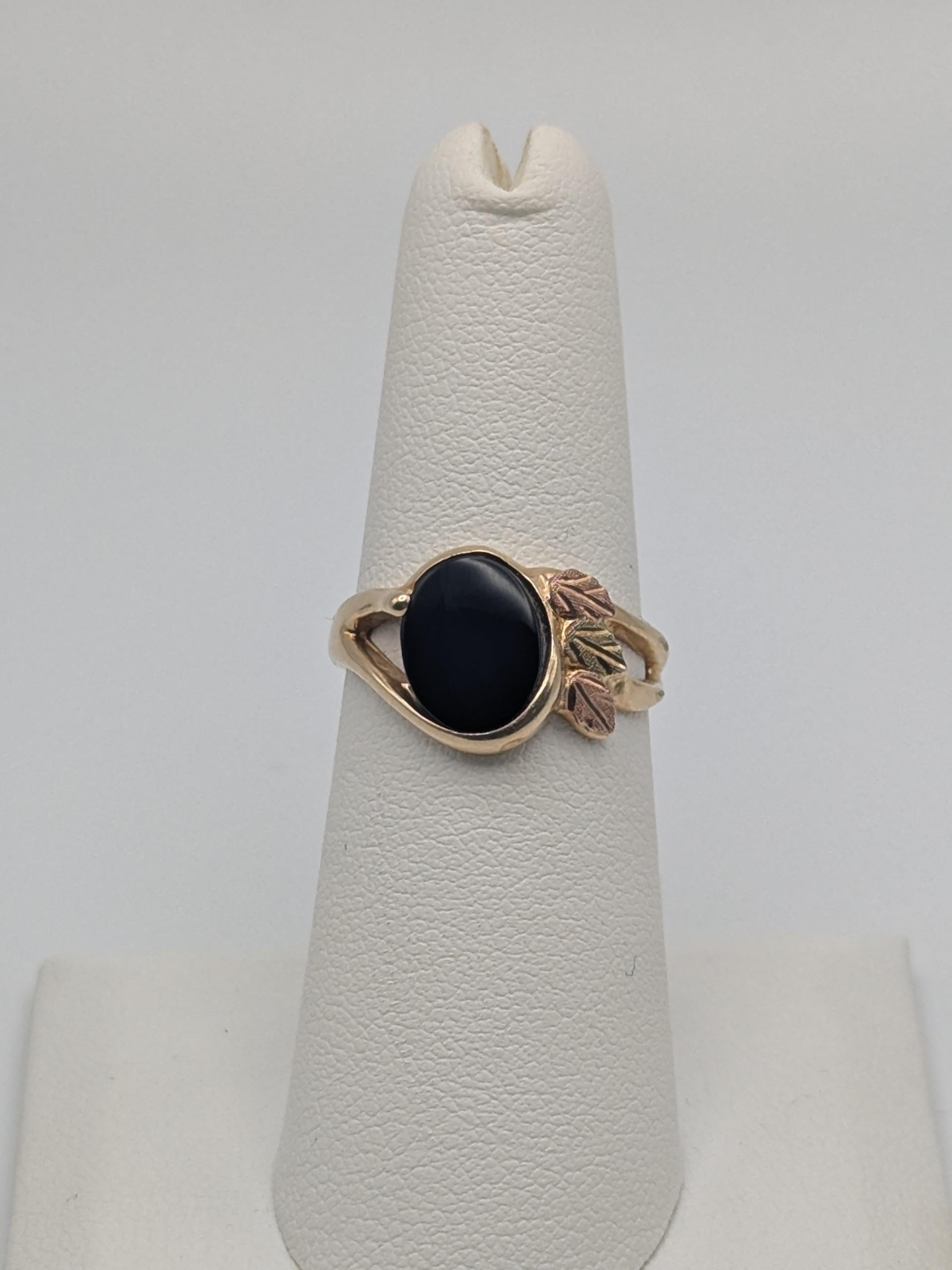 10k Black Hills Gold Onyx Vine Ring Black Hills Trio Gold Onyx Vine Ring.