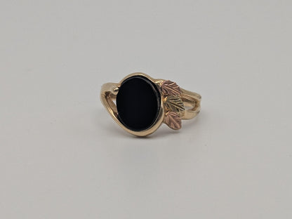 10k Black Hills Gold Onyx Vine Ring Black Hills Trio Gold Onyx Vine Ring.