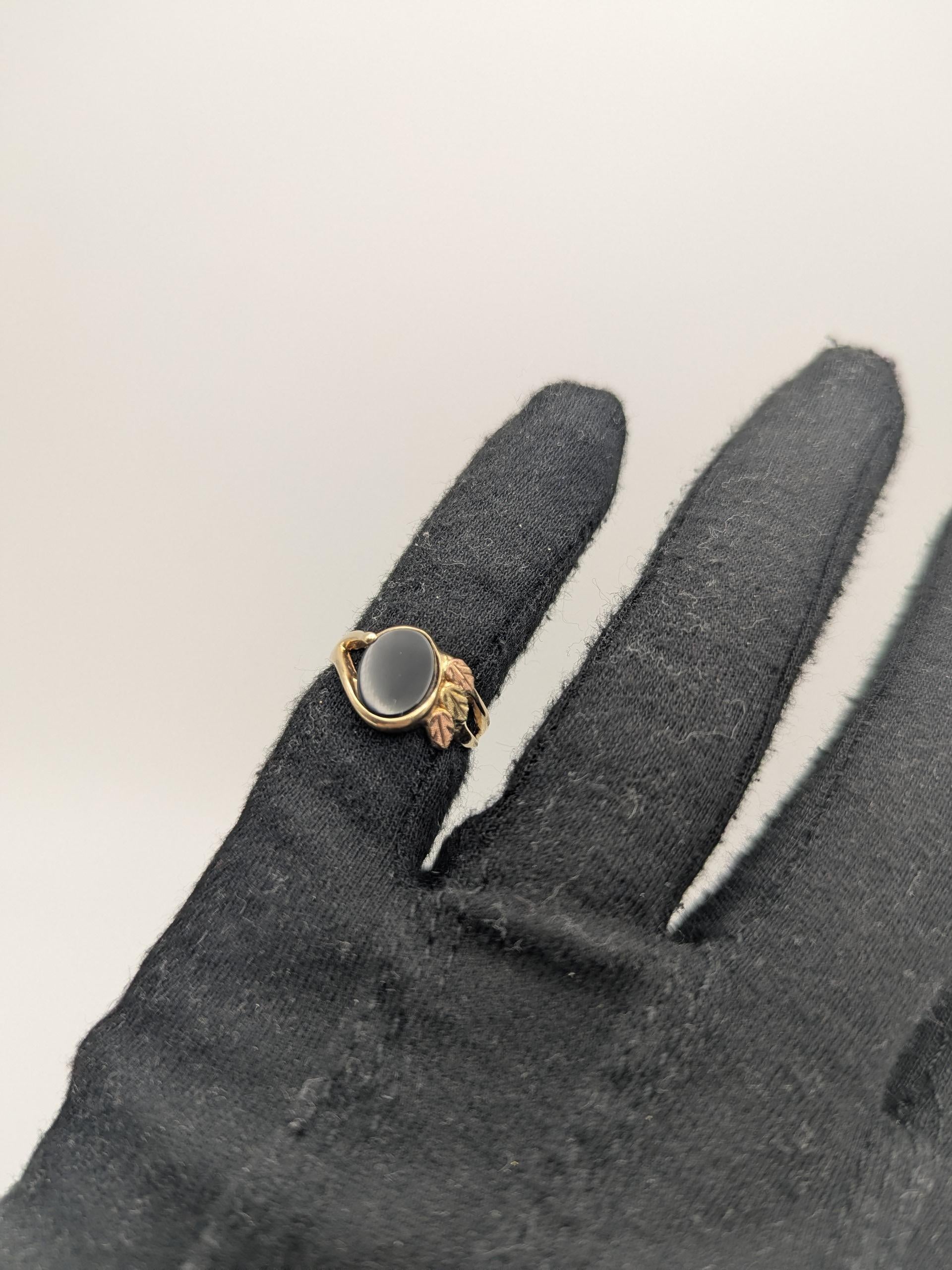 10k Black Hills Gold Onyx Vine Ring Black Hills Trio Gold Onyx Vine Ring.