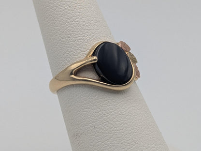 10k Black Hills Gold Onyx Vine Ring Black Hills Trio Gold Onyx Vine Ring.
