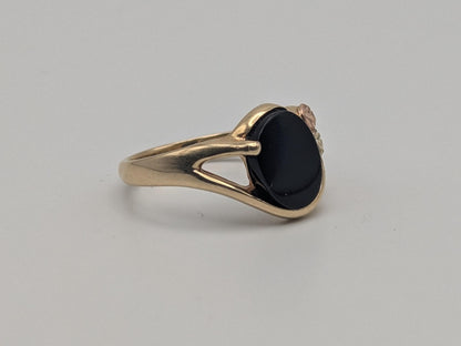 10k Black Hills Gold Onyx Vine Ring Black Hills Trio Gold Onyx Vine Ring.