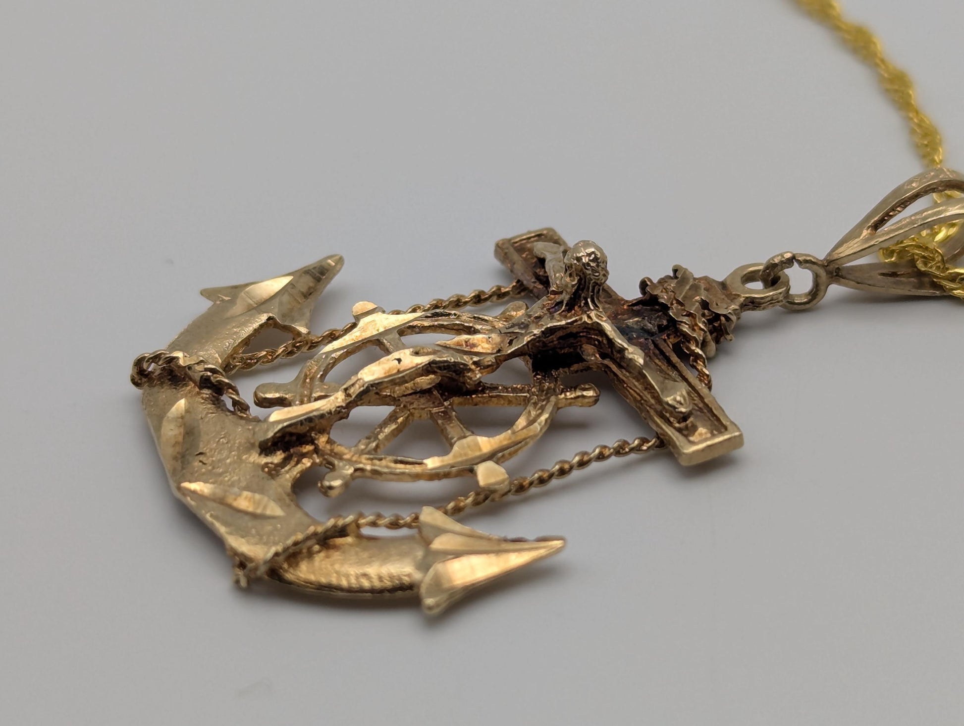 10k Heavy 5gr Jesus Christ Anchor Mariner Pendant + Complimentary 18k GF