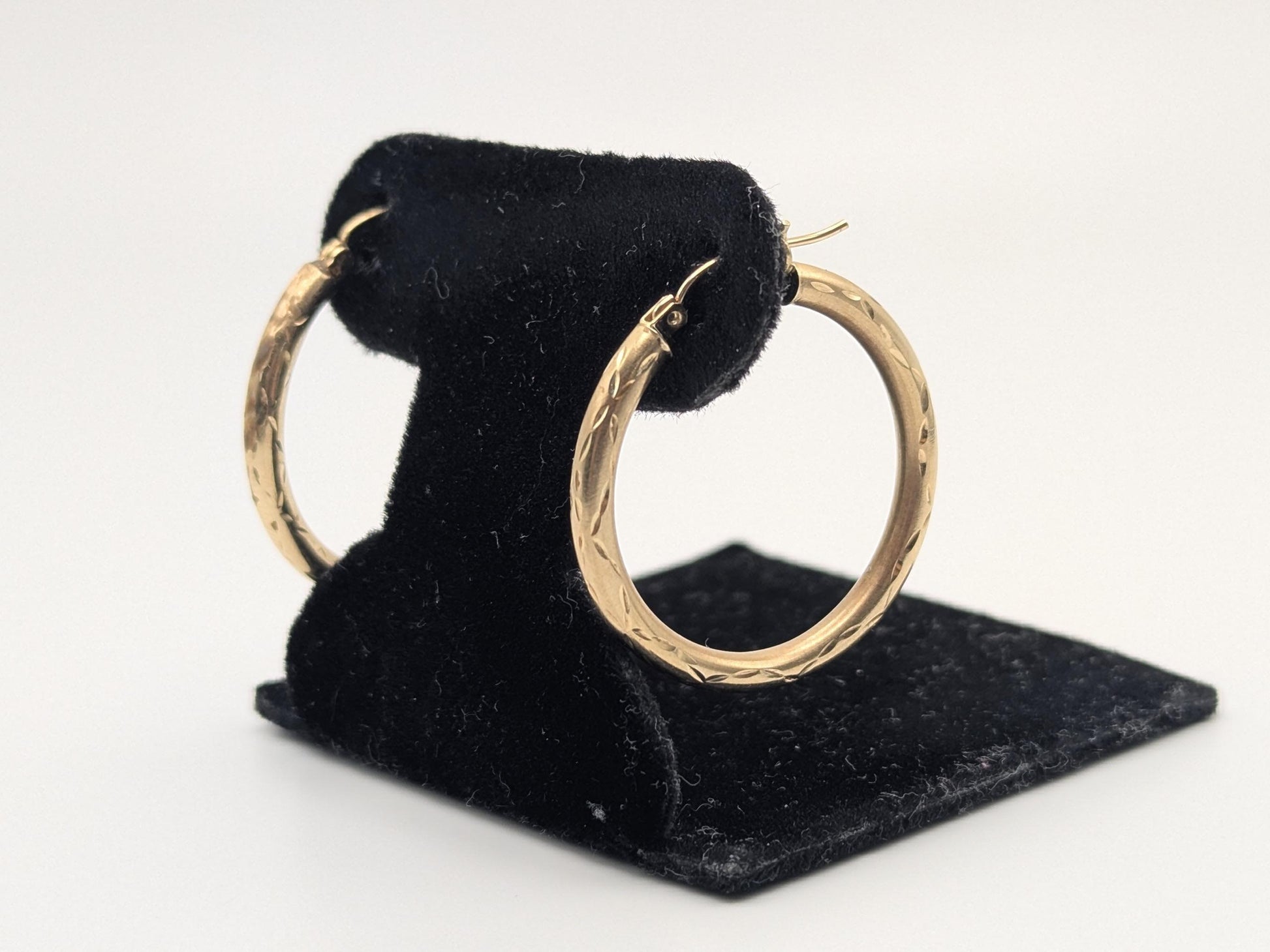 10k Large Vintage Gold Classic Etched Textured Hoop Earrings Gold Hoops Hinged