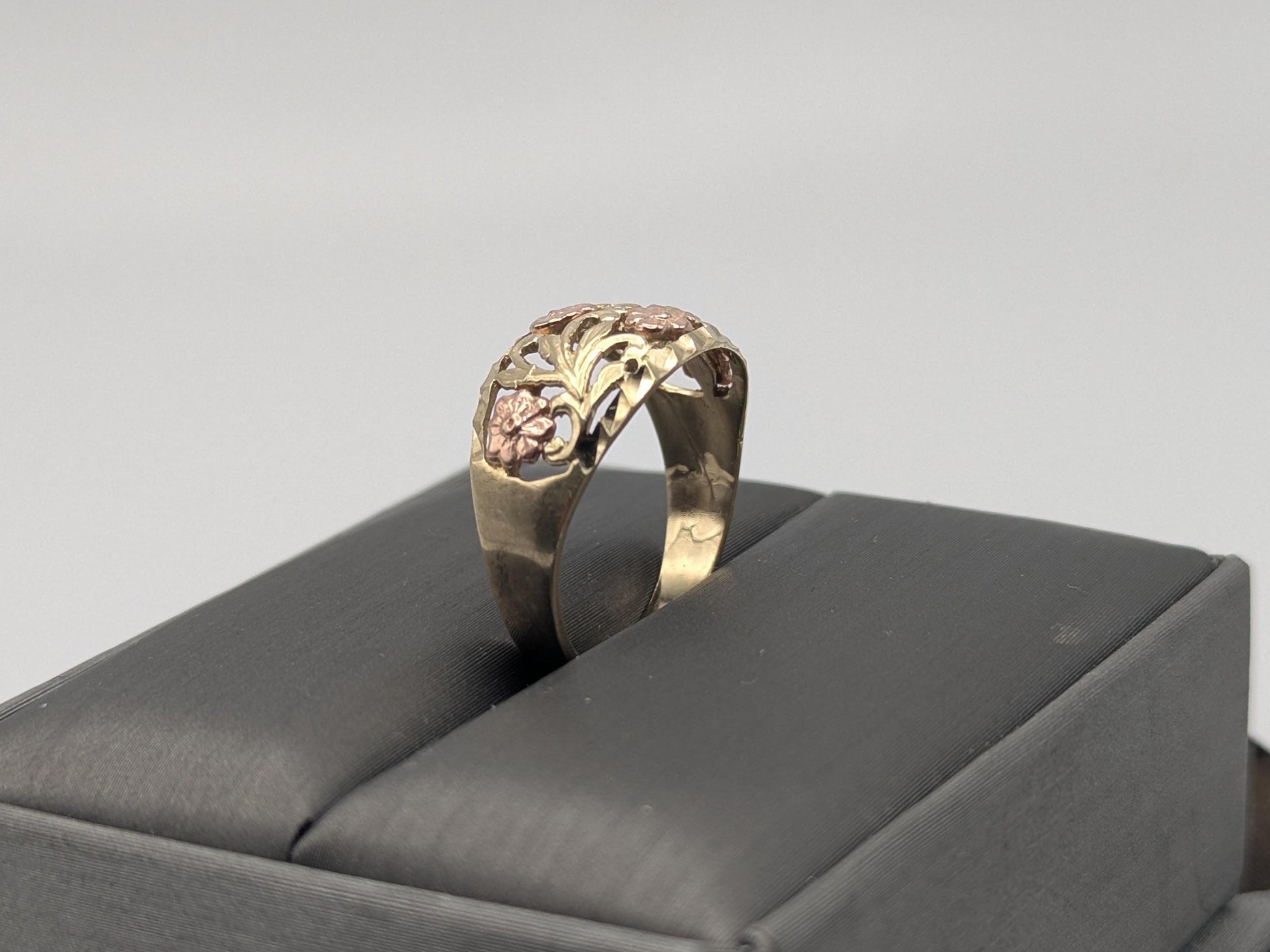 10k Two-Tone Gold Flower Ring Solid Gold Ring Rose Gold Statement Band.