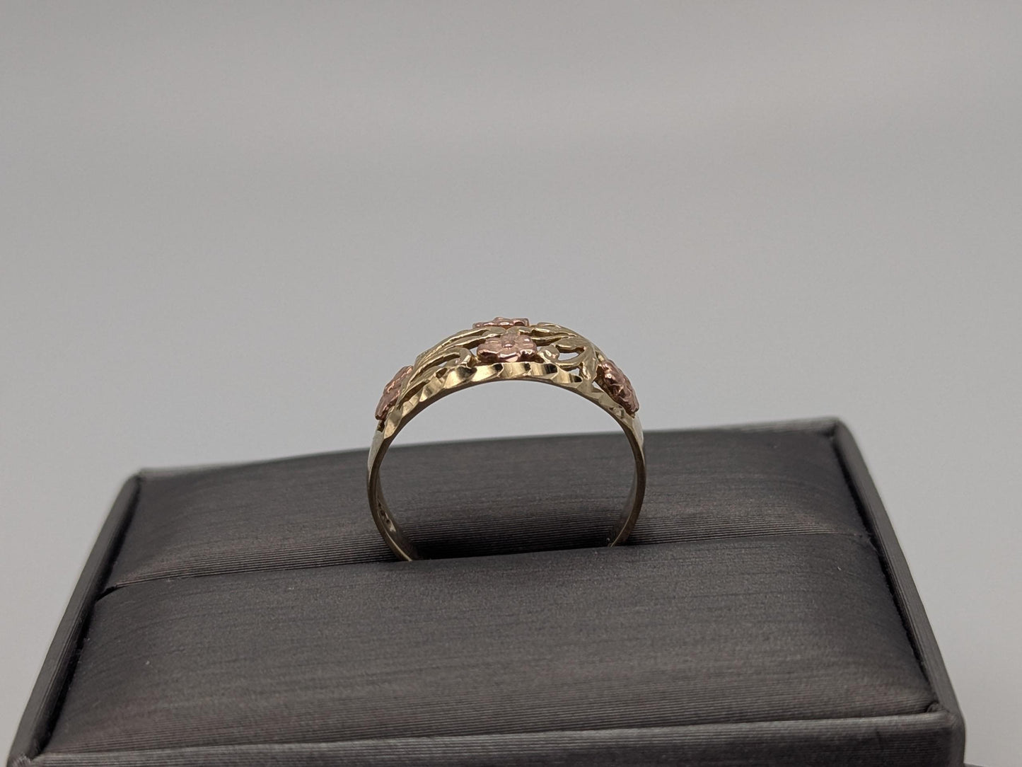 10k Two-Tone Gold Flower Ring Solid Gold Ring Rose Gold Statement Band.