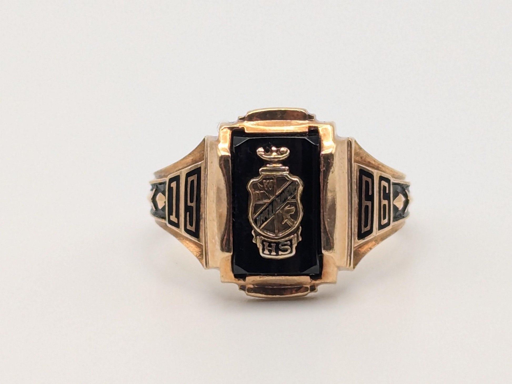 10k Vintage Solid 10k Yellow Gold Onyx  1966 High School Ring. 10k Pinky Ring.