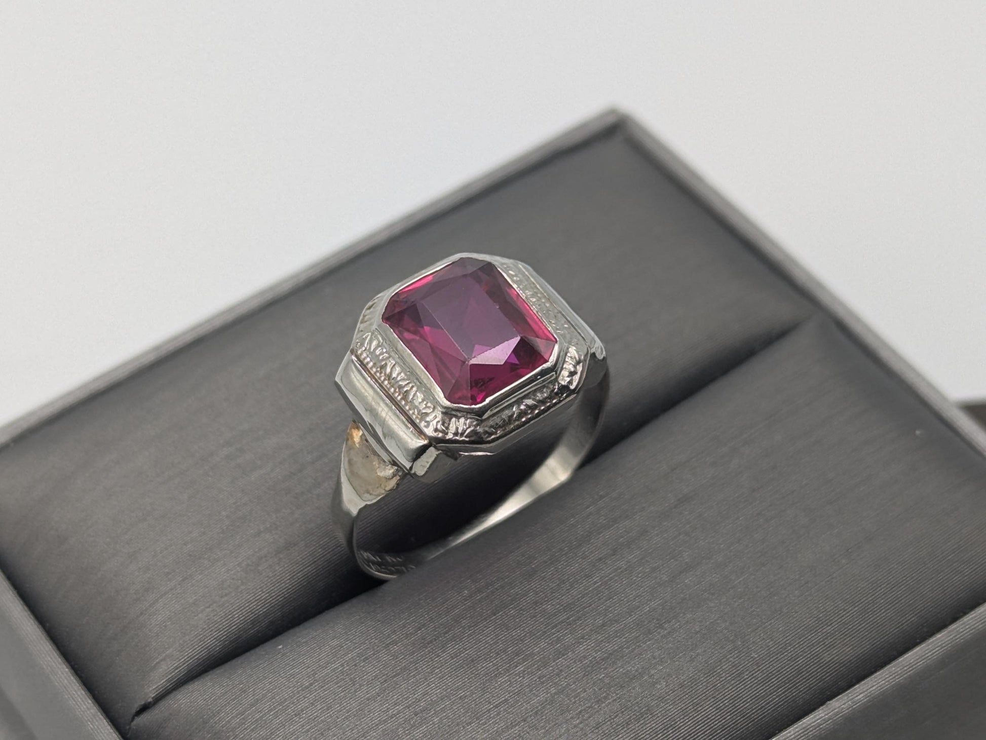 10k White Gold Ruby Art Deco Ring Promise Engagement Wedding Band