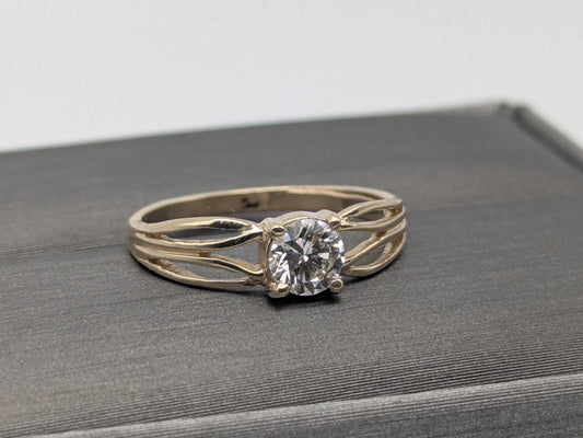 10k Yellow Gold .43ct Diamond Round Brilliant Cut Solitaire Wedding Promise