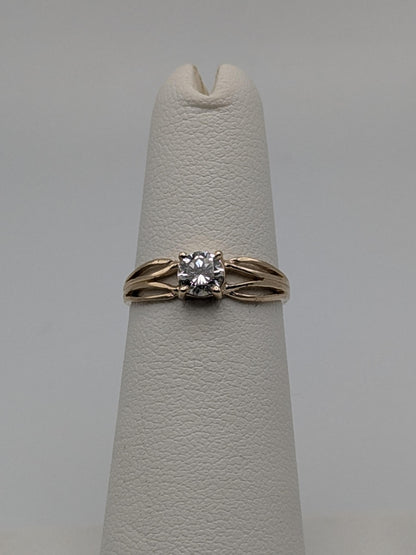 10k Yellow Gold .43ct Diamond Round Brilliant Cut Solitaire Wedding Promise