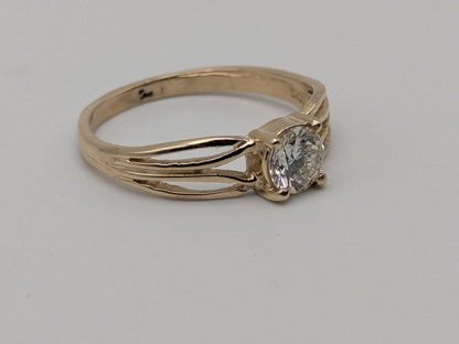 10k Yellow Gold .43ct Diamond Round Brilliant Cut Solitaire Wedding Promise
