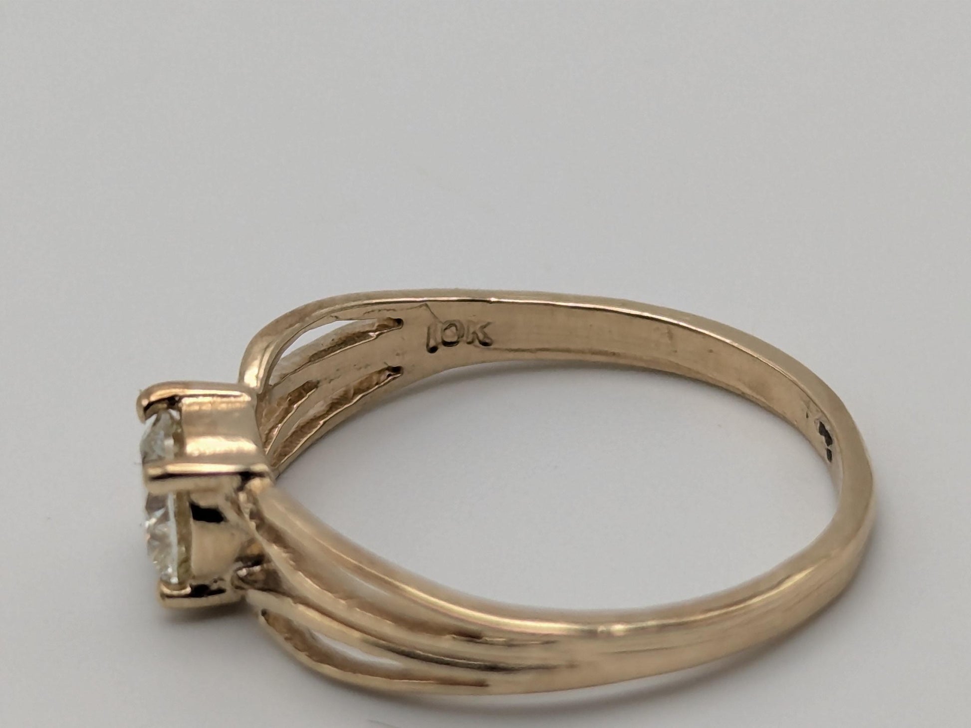 10k Yellow Gold .43ct Diamond Round Brilliant Cut Solitaire Wedding Promise