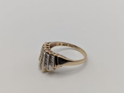 10k Yellow Gold Diamond .25 ctw Crown Style Ring. Cocktail Diamond Ring.