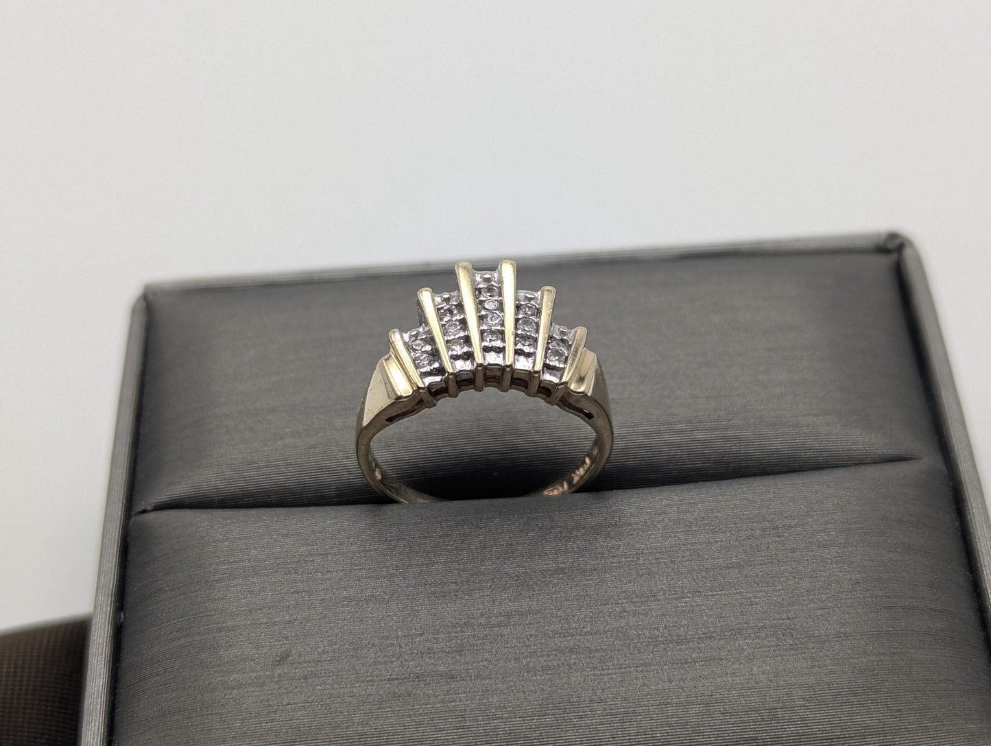 10k Yellow Gold Diamond .25 ctw Crown Style Ring. Cocktail Diamond Ring.