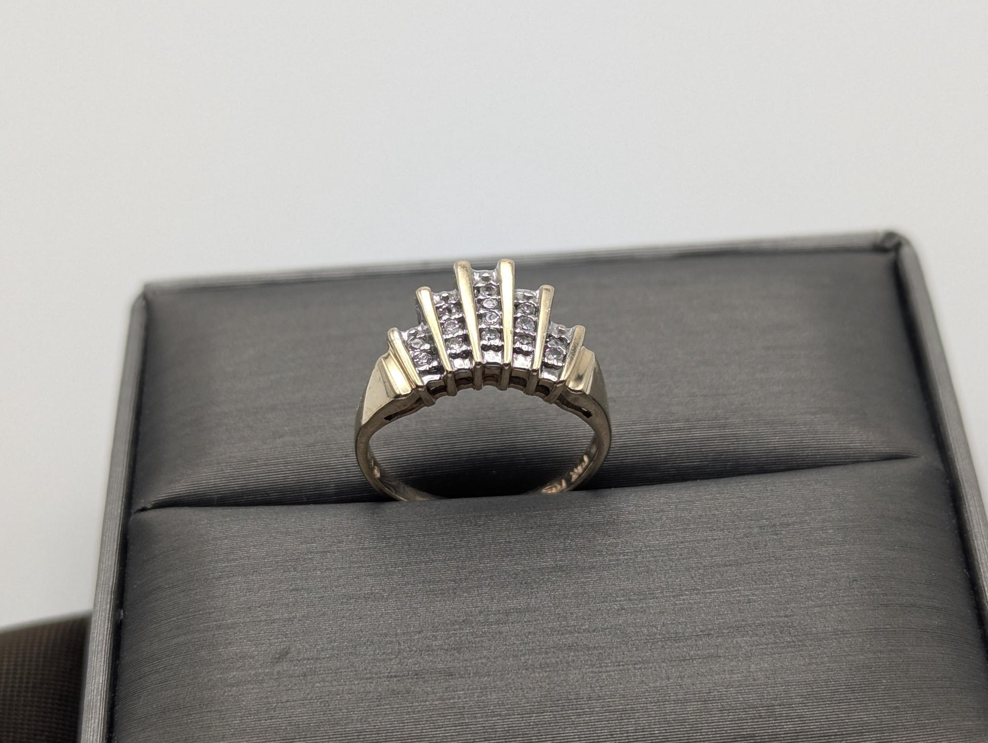 10k Yellow Gold Diamond .25 ctw Crown Style Ring. Cocktail Diamond Ring.