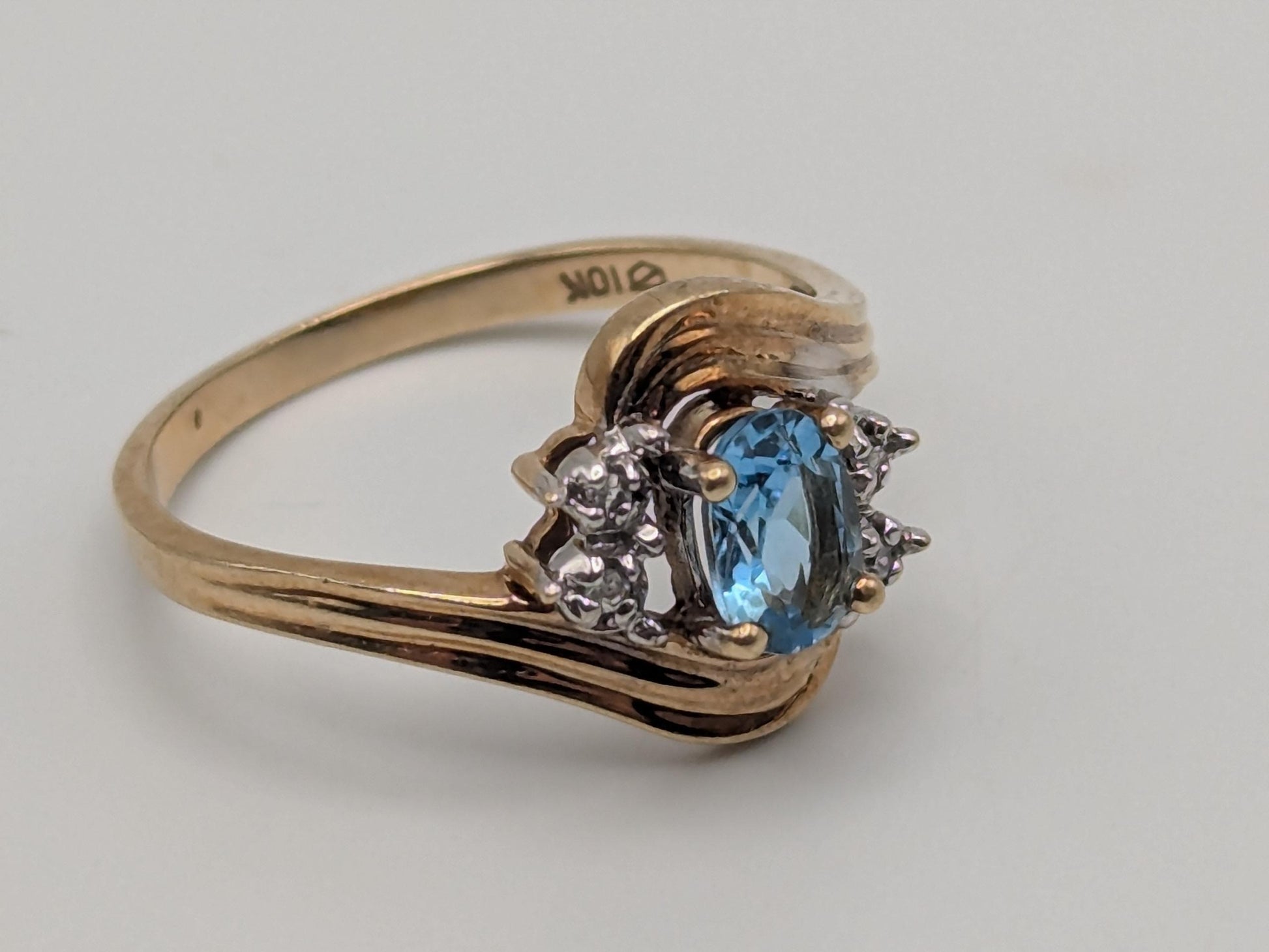 10k Yellow Gold Diamond and Blue Topaz Cocktail Ring