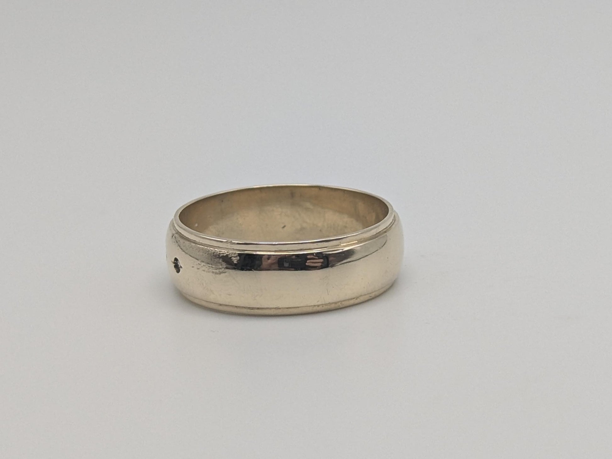 10k Yellow Gold HEAVY 7.9 gr Men's Diamonds with Edge Wedding Band Anniversary