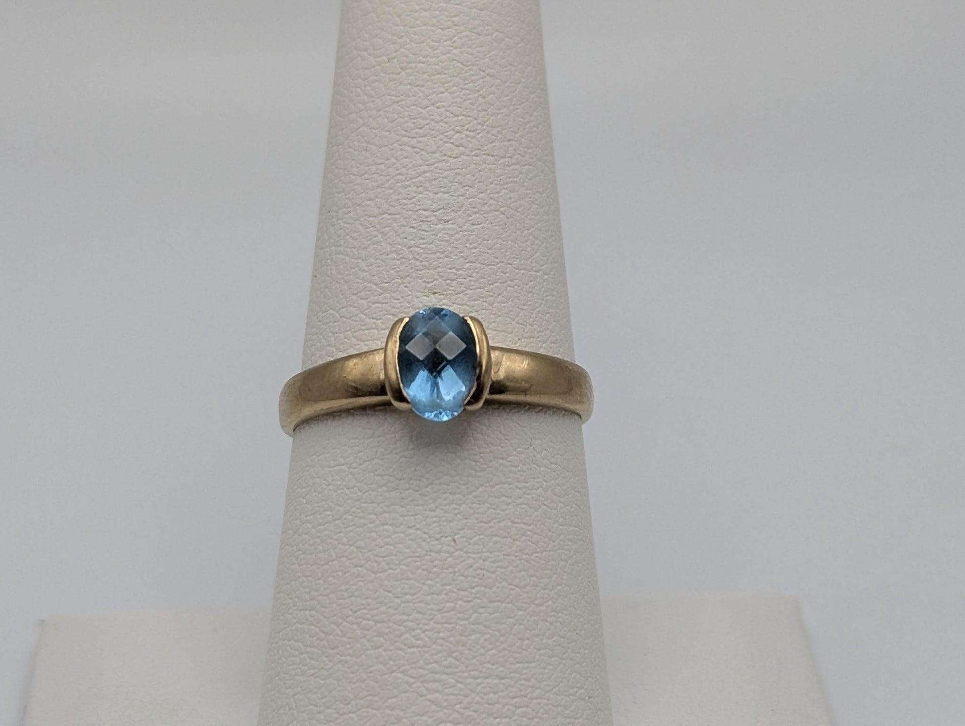 10k Yellow Gold London Topaz Ring Wedding Cocktail Statement Ring.