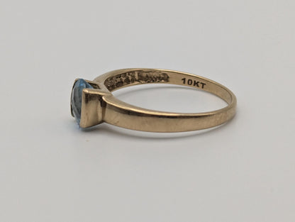 10k Yellow Gold London Topaz Ring Wedding Cocktail Statement Ring.