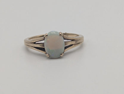 10k Yellow Gold Oval Opal Ring Wedding Statement Promise Band