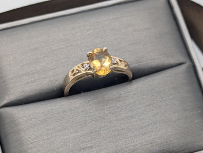 10k Yellow Gold Solitare Citrine Diamond Cocktail Band Promise Ring