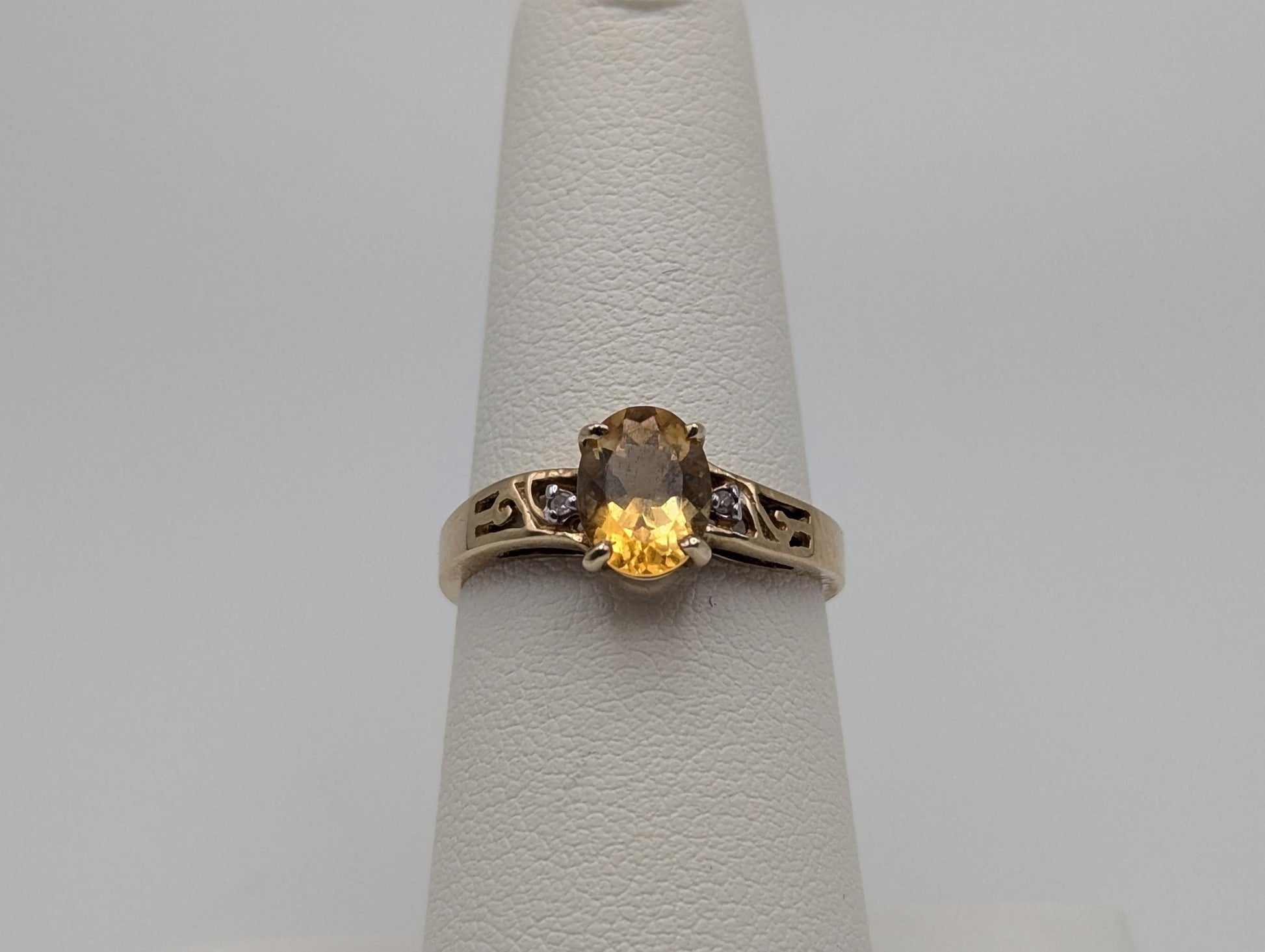 10k Yellow Gold Solitare Citrine Diamond Cocktail Band Promise Ring